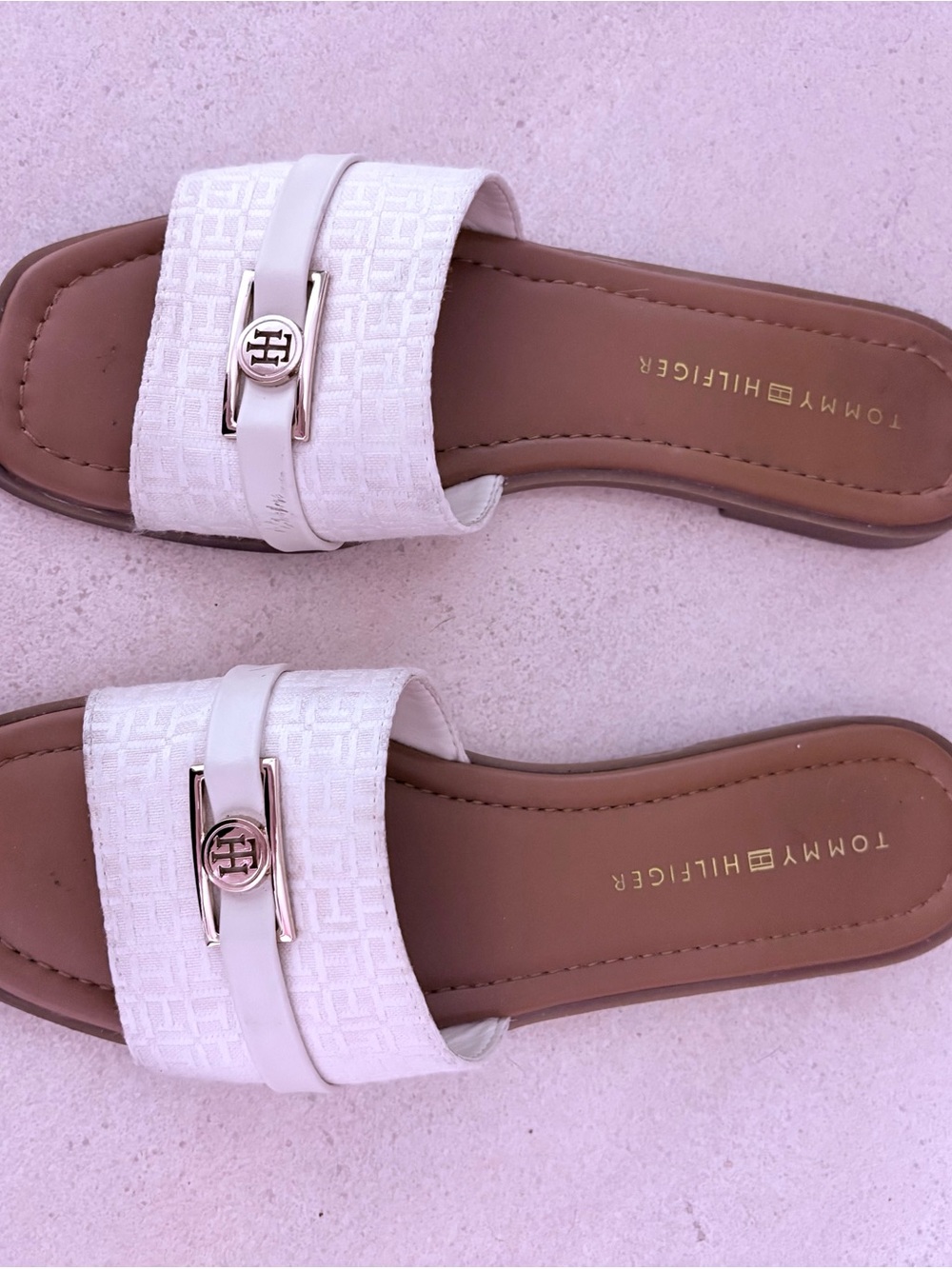 Tommy Hilfiger White Textured Slide Sandals with Gold Accent